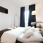 Wow Hostel
