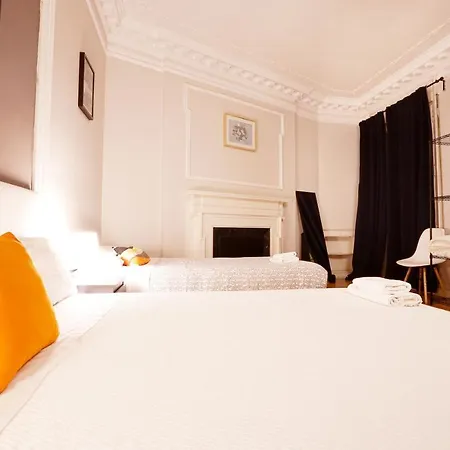 Wow Hostal *