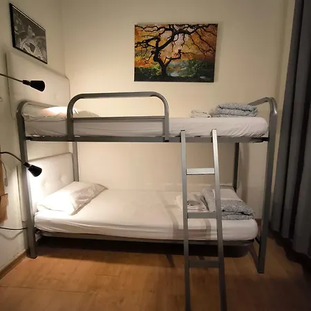Wow Hostal *
