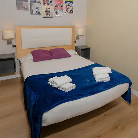 Wow Hostal *