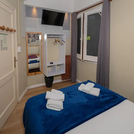 Hostal Wow *