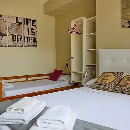 Wow Hostel
