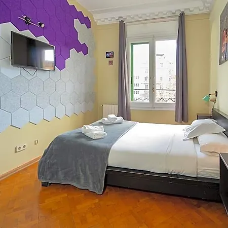 Wow Hostel