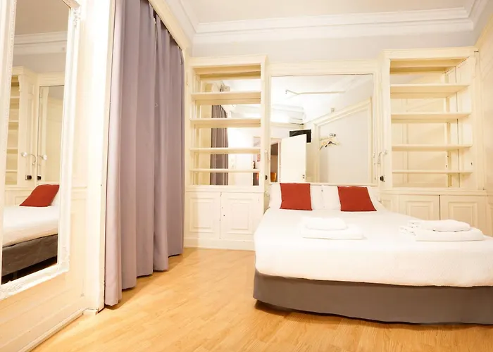 Wow Hostel