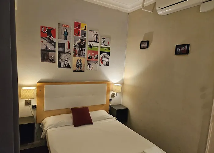 Wow Hostel *