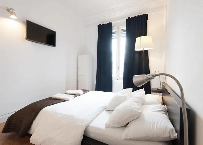 Wow Hostel
