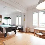 Vandrarhem Wow *