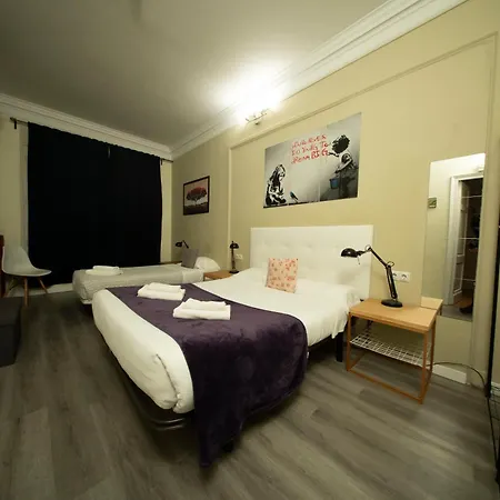 Wow Hostel Barcelona