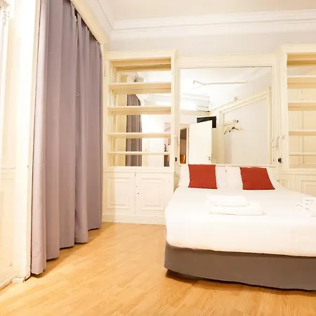 Wow Hostel